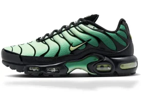 Nike Air Max Plus Vapor Green Malachite Noir Lemon SKU-DM0032-301