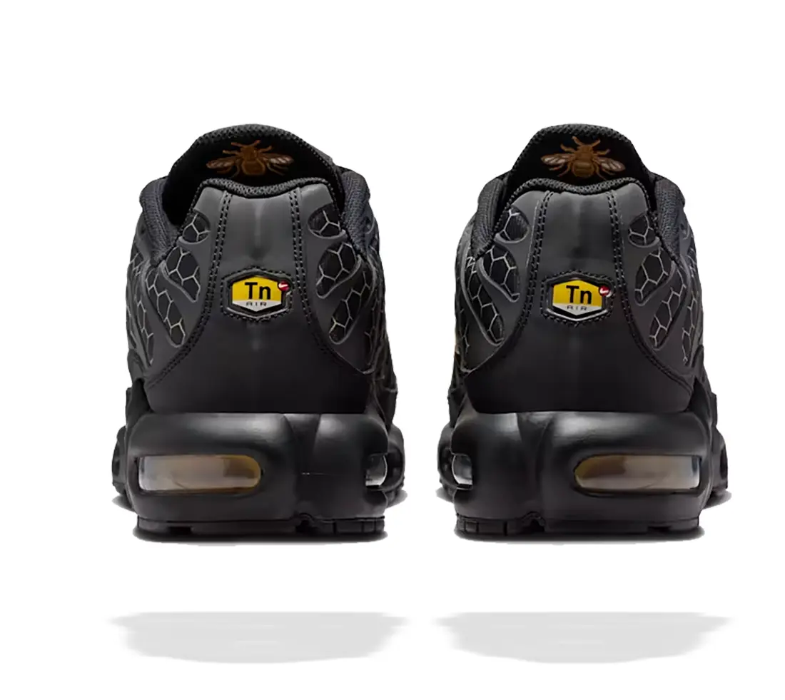 Nike Tn Air Max Plus Manchester SKU-IQ0287-010(5)