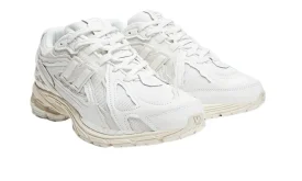 New Balance 1906d Protection Pack Blanche Leather(1)